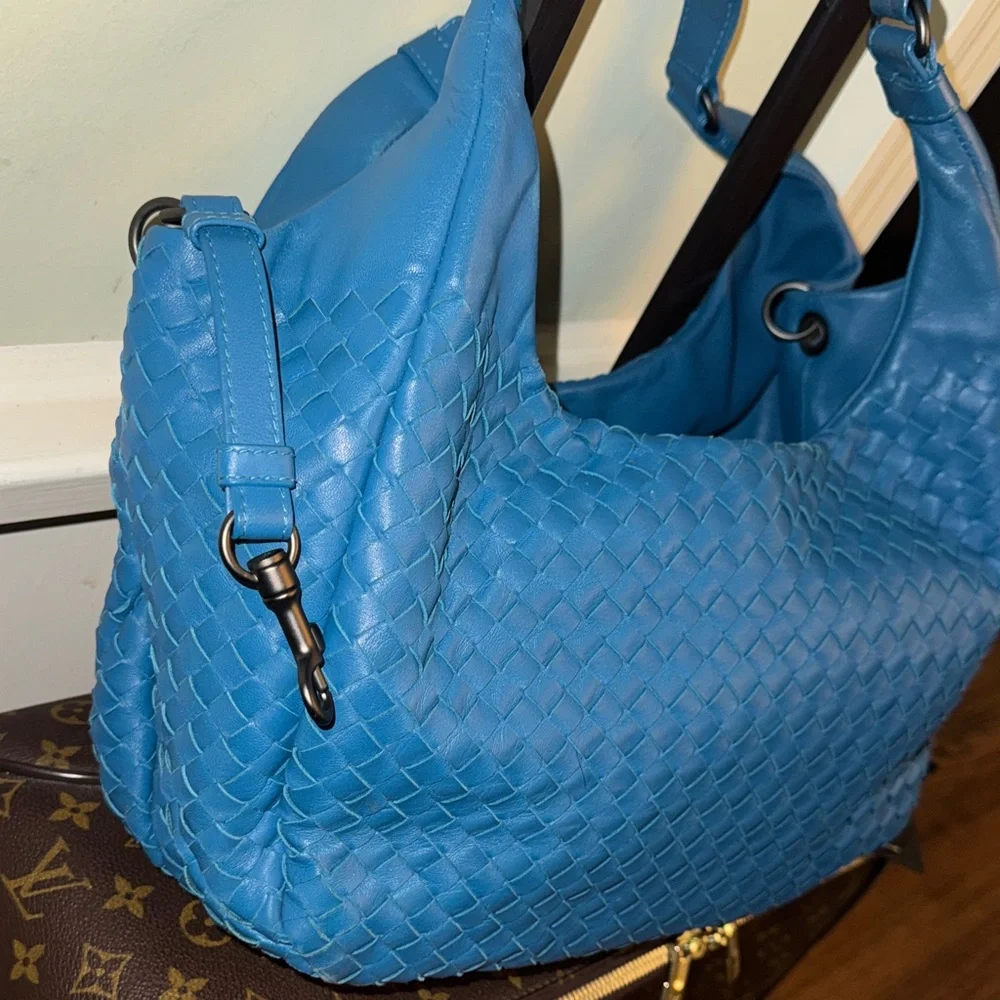 Bottega Veneta Intrecciato Blue Campana Woven Leather Hobo Bag Tote Purse